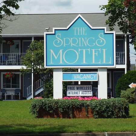 The Springs Motel Saratoga Springs Esterno foto