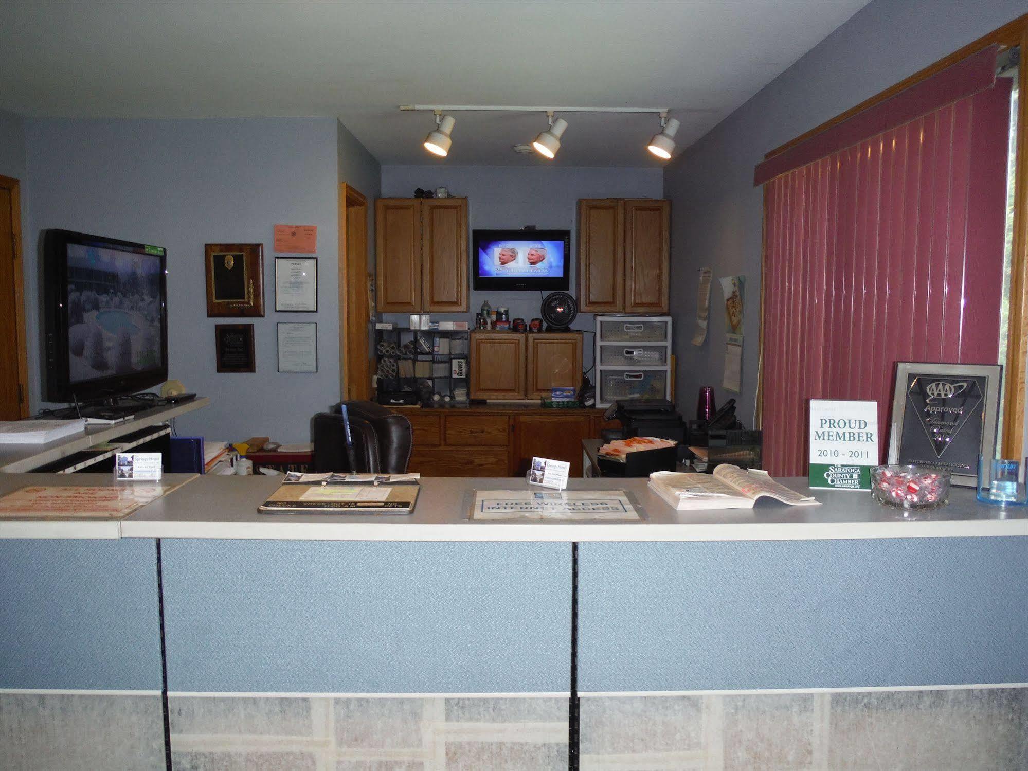 The Springs Motel Saratoga Springs Esterno foto